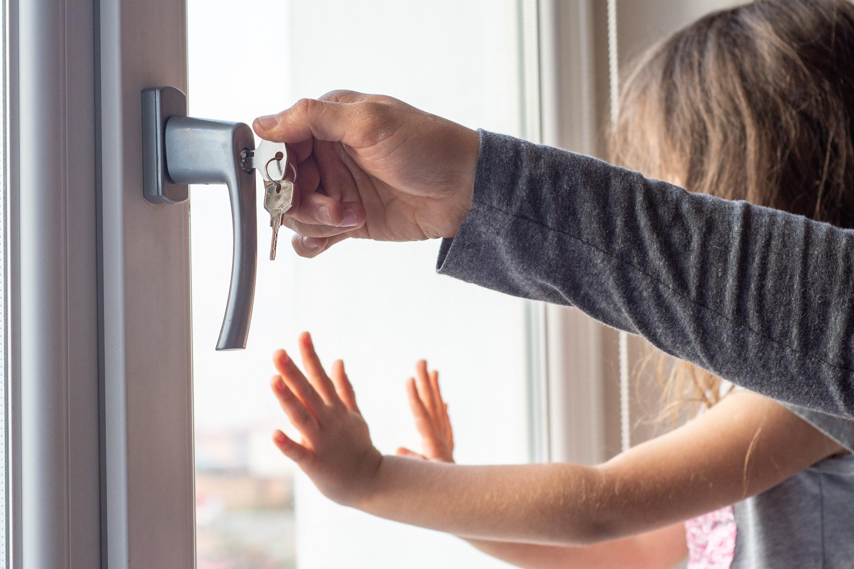 Как сделать ремонт, безопасный для детей?
